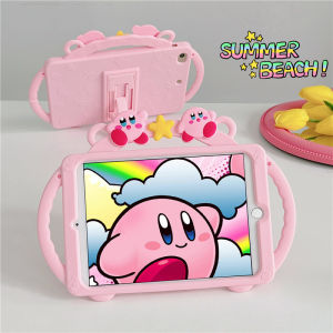 ใหม่การ์ตูน Kirby แท็บเล็ตสำหรับ iPad 10.2 7th 8th 9th 9.7 5th 6th 2017 2018 Gen/mini 1 2 3 4 5 6th/air 1st 2nd 3rd 4th 5th Gen 10.9 /Pro 11-In 1st 2nd 3rd Gen /Pro 10.5 9.7-In/iPad 2 / 3 / 4 Cartoon Tablet Case With Handle + Free Lanyard