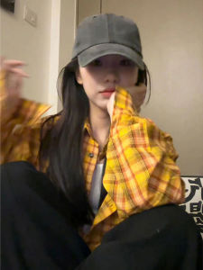 Áo Sơ Mi Nữ Dáng Rộng Cổ Polo Tay Dài Mùa Xuân Thu Màu Vàng Cổ Điển Kẻ Caro Phong Cách Đường Phố Đa Năng Dài Vừa Phải