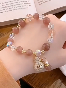 Lucky Strawberry Crystal Bracelet for Women Attracting Wealth Lucky Charm Fashion Jewelry Gifts