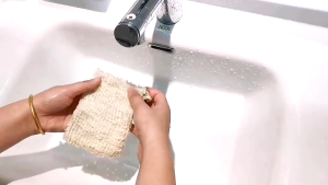 1/3/5 pcs Exfoliating Mesh Soap Saver Pouch Bubble Foam Net Handmade Soap Mesh Bag with Drawstring