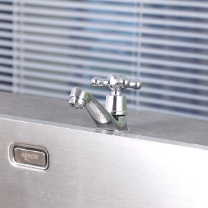 FRUD Kran Air Wastafel Kamar Mandi Cuci Piring Kuningan Anti Bocor Kran Wastafel Air Dingin Keran Air