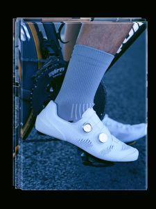 Santic Men Cycling Socks Women Road Bike MTB Socks Running Socks Breathable Reflective Anti-slip Quick-dry WZ24P189