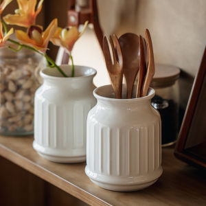 OMK European Style Embossed Ceramic Storage Jar Kitchen Tools Storage Bucket Chopsticks Tube Vase Home Decoration Ornaments