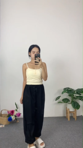 ชุดเซ็ตผู้หญิง ชุดเข้าเซ็ต  เสื้อสายเดี่ยวลูกไม้ + กางเกงขากว้าง