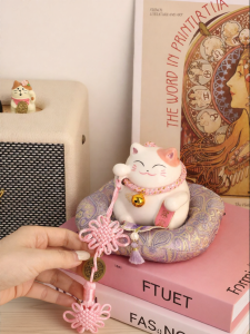 ZHONGGE | Creative Maneki Neko Decorative Ornament