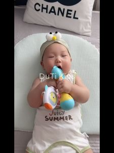 Set 5 món đồ chơi lục lạc cầm tay cho bé phát triển các giác quan