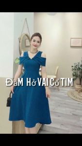 Đầm thiết kế chữ A hở vai cổ tim