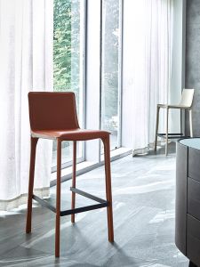 Italian Style Accessible Luxury Bar Stool Designer Modern Minimalist Bar Chair Household Armchair Saddle Leather Dining Chair High Stool