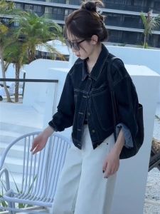 Womens Short Denim Jacket Casual Loose Fit Korean Style Vintage High Waist Top for Small Figures Autumn Fashion 2025