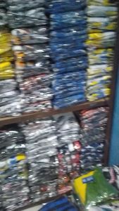 Celana Pendek Pria: Chinos, Distro, dan Santai