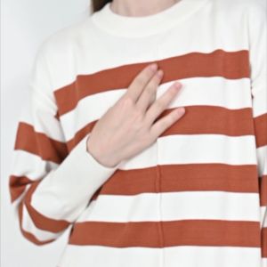 QUEENTIN Sweater Wanita Rajut 2070 Viscose Polyamide Stripe Lengan Panjang