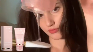 Collagen Night Wrapping Mask Peel Off Facial Mask Elasticity & Hydration Care Reduces Sagging& Dullness - Hydrolyzed Collagen For Glowing Skin Skin Care Deeply Cleansing Moisturizing Reduces Wrinkle Dullness（Peel Off Mask+Silicone Brush）