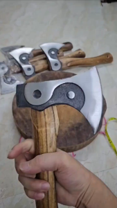 Rìu Đi Rừng Rìu Thép Cacbon Rèn Bát Quái Đi Câu Đi Cắm Trại Picnic Rìu Chặt Cây Chặt Xương Đa Năng Dài 28cm Nặng 725gr Gỗ Tự Nhiên