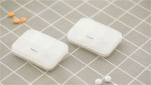 FaSoLa Small Pocket Travel Pill Organizer Vitamin Dispenser 6 Compartments