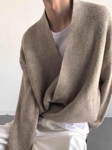 2025 Spring Autumn Mens V-neck Button Cardigan Sweater Design Sensation Niche Old Money Style Long Sleeve Knitted Shirt