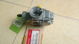 Bình xăng con Bông Mai (họng 28)