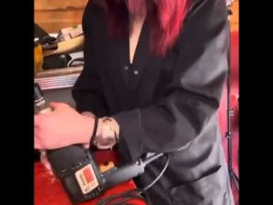 Electric Expansion Pipe Extractor: A Home Repair Tool for Broken Bolt Removal