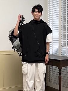 ช่างภาพเสื้อแขนสั้นของช่างภาพเสื้อกั๊กมีหมวกแขนกุดบาง - เสื้อฮู้ดชาย เสื้อสเวทร์ สินค้าในชุมชนเสื้อผ้า สำหรับผู้ชาย เป็นสินค้าในส่วนนี้