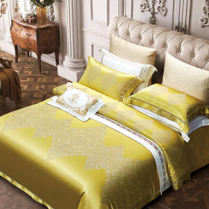HEART FALLS IN LOVE | Luxury Palace Style Satin Jacquard Duvet Set Gold