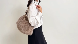 SEA YADOU ฤดูใบไม้ร่วงและฤดูหนาวใหม่เลียนแบบขนมิงค์ใต้วงแขนกระเป๋า Messenger กระเป๋าตุ๊กตาทุกคู่กระเป๋าสะพายกระเป๋าถือระดับไฮเอนด์กระเป๋าขน