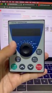 CONTROL PANEL INVERTER DIGITAL OPERATOR UNTUK PENGATURAN KECEPATAN MOTOR