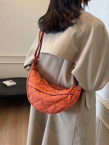 South Korea New Arrival Niche Style Shoulder Messenger Bag Female down Bag Large Capacity Stitching Quilted Dumpling Bag Lightweight Soft-Cloth Bag