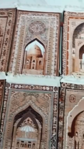 Sajadah Mini Tebal Krem Kiswah 35x70cm Anti Slip Souvenir Haji