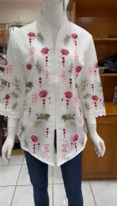 Kebaya Modern Katun Linen Dengan Lapisan Brukat dan Bordir
