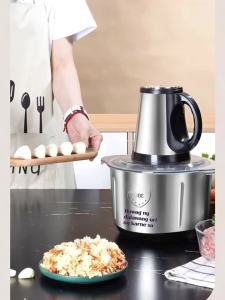 Stainless steel 600W powerful motor food chopper with 3L large capacity quad 4-layer blades 3 speed modes for meat grinding vegetable chopping kough making and dough making.