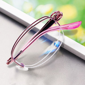 Kính đọc sách gấp phụ nữ Đèn xanh dương chặn với mini vỏ di động nhỏ độc giả kính mắt