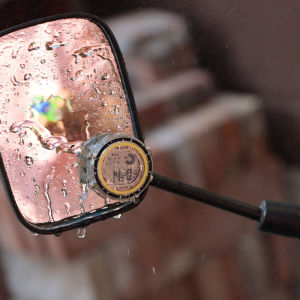 Xe hơi phổ thông Xe Máy Đồng Hồ Phát Sáng Ô Tô Nội Bộ Stick-On Mini đồng hồ kỹ thuật số Cơ Khí Đồng hồ thạch anh Tự Động Trang Trí