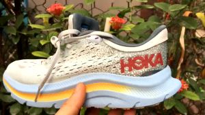 HOKA - Giày chạy bộ Kawana cho cả nam nữ siêu nhẹ đế cao su non - Pb250