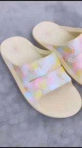 Sandal Wanita Sendal wanita Slop Sandal Slip On Cewek Terbaru Anti Selip Sandal Slip On Skecher Terbaru Sandal Slop Wanita