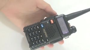 【FREE Headset】BaoFeng UV-5R Portable Walkie Talkie Dual Band Two Way Radio Pofung UV5R Ham Radio Transceiver UV5R Promo Battery 1800mAh