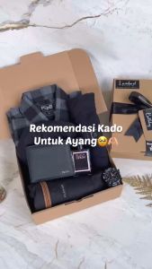 FREE PAPER BAG GIF BOX KEMEJA FLANEL HAMPERS COWOK KEMEJA FLANEL KOTAK KOTAK LENGAN PANJANG KADO ANNIVERSAI KADO ULANG ULTAH KADO WISUDA MURAH  BAHAN WOLL IMPORT KADO ANNIVERSARY WISUDA MURAH LENGKAP JAM ANALOG