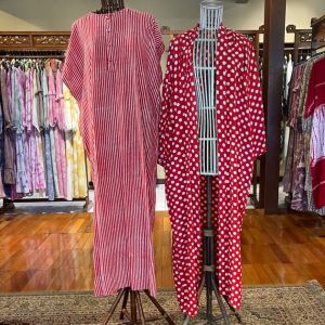 Femi Set Home Dress + Cardigan by Dian Pelangi LIMITED EDITION Setelan Busana Muslim Daily Kaftan Cardi Casual Formal Wanita Cantik Anggun Modis Modern Elegan Mewah Model Batwing Terbaru Motif Cap Hand Made Kekinian