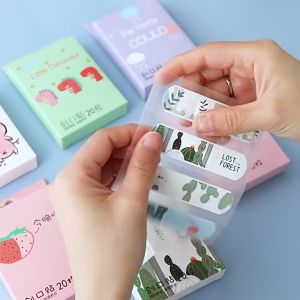 Hộp 20 miếng băng cá nhân trẻ em họa tiết hoạt hình dễ thương xinh xắn set 20 miếng băng dán sơ cứu vết thương