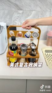 Space-Saving Red Plastic Bottle Carrier Rack with Handle for Kitchen Storage Foldable Bottles Holder Caddy Sauce Bottle Milk Juice Wine Beer Bottle 6 Bottles Carrier Basket with Handle Space-save Rack 厨房瓶罐收纳架