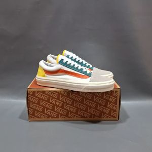SEPATU VANS21 OLD SKOOL VAULT OG PELANGI PUTIH HIJAU KUNING LIST MERAH KANVAS 36-43