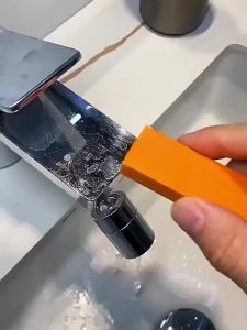 1 Pc Easy Limescale Eraser Rubber Household Kitchen Cleaning Tools Kitchen Toilet Rust Brush Bathroom Glass Rust Remover