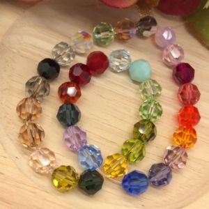 คริสตัลสวารอฟสกี้ เม็ดกลม 8 มิล (5000) มี 35 เฉดสี คริสตัสแท้ แพ็คละ 10 ชิ้น ใช้ร้อยสร้อยคอ ข้อมือ งานDIY พร้อมส่ง