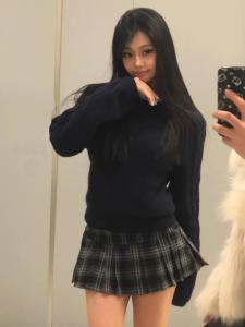 Retro Plaid Mini Skirt Womens Spring Fashion College Style Spicy Girl American Style Pleated Skirt Low Waist A-Line Skirt