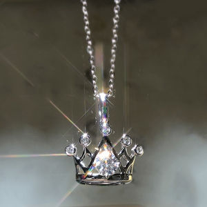 Huitan Classic Design Crown Pendant Necklace for Women Elegant Party Accessories Fancy Necklace Gift Timeless Style Jewelry