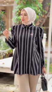Alyssa Stripes Shirt by mdly Baju Atasan Wanita Kemeja Lengan Panjang Motif Garis