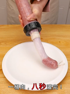 เครื่องอัดไส้กรอก 3 หัว แบบกด BPA FREE กดไส้กรอก กระบอกอัดไส้กรอก เครื่องทุบไส้กรอก ไส้กรอก 3 หัวเปลี่ยนได้