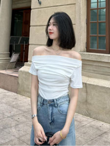 YUEZHONGWEI | Áo thun nữ tay ngắn ôm vừa vặn màu trắng mùa hè 2025 phong cách mới hở vai gợi cảm áo ngắn cổ chữ V