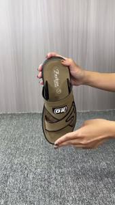 Sandals For Men Fashion Summer Beach Shoes Non-Slip Wear-Resistant Dual-Use Leather Slippers Men Casual Strap Sandals