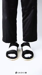 SAOKI - Sandals Traveling Pria Slop Sendal Slip On Wanita Hiking Arterix Broken White