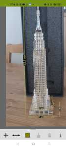 Pre-owned 2001 Swarovski Crystal Empire State Building USA Limited Edition 475 units Height 32.5cm Base 7x6cm Building base 4x5cm in original packing good condition no defects