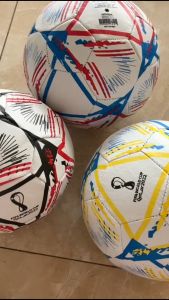 Bola Sepak Size 5 Piala Dunia Merah Hitam / Random | bola futsal / kaki anak no 5 pildun murah bagus